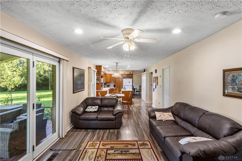 5111 Wheelock Property Photo 8
