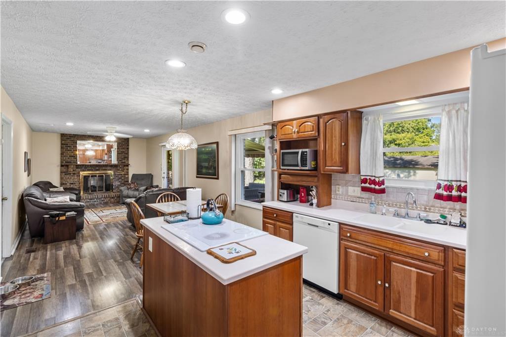 5111 Wheelock Property Photo 9