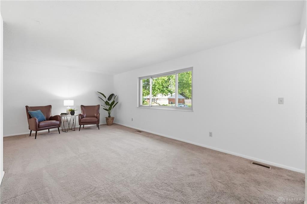 976 Kathryn Property Photo 6