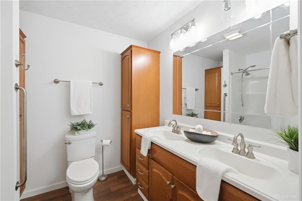 976 Kathryn Property Photo 27