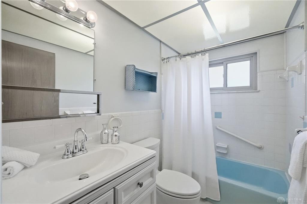976 Kathryn Property Photo 40