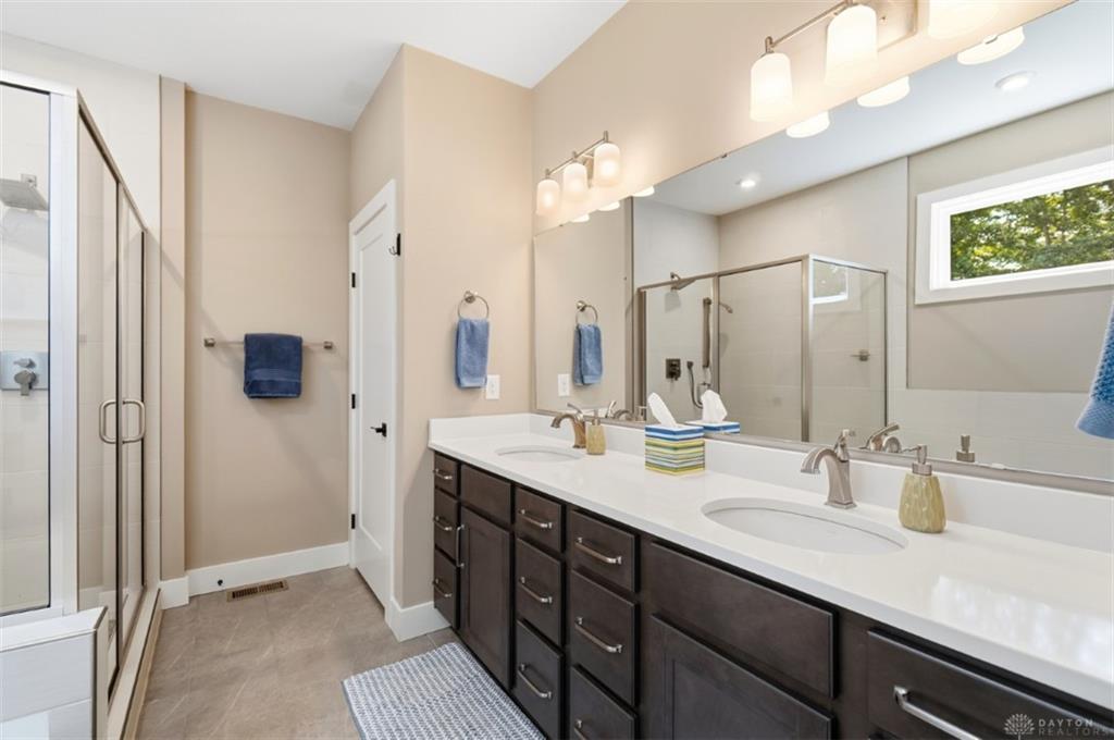 132 Blossom View Property Photo 36
