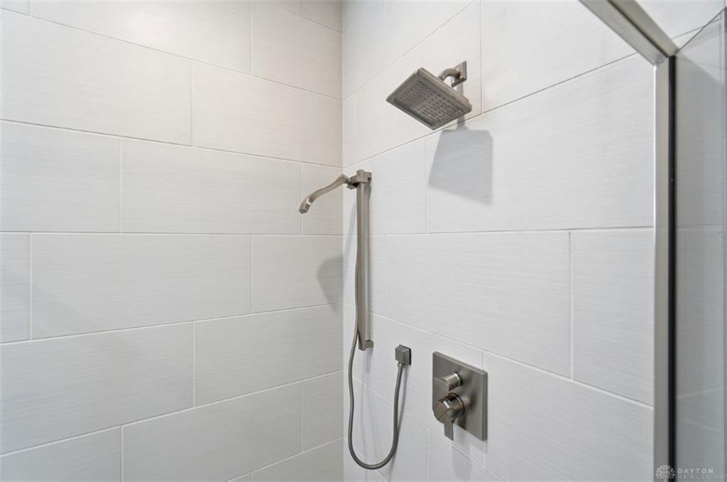 132 Blossom View Property Photo 41