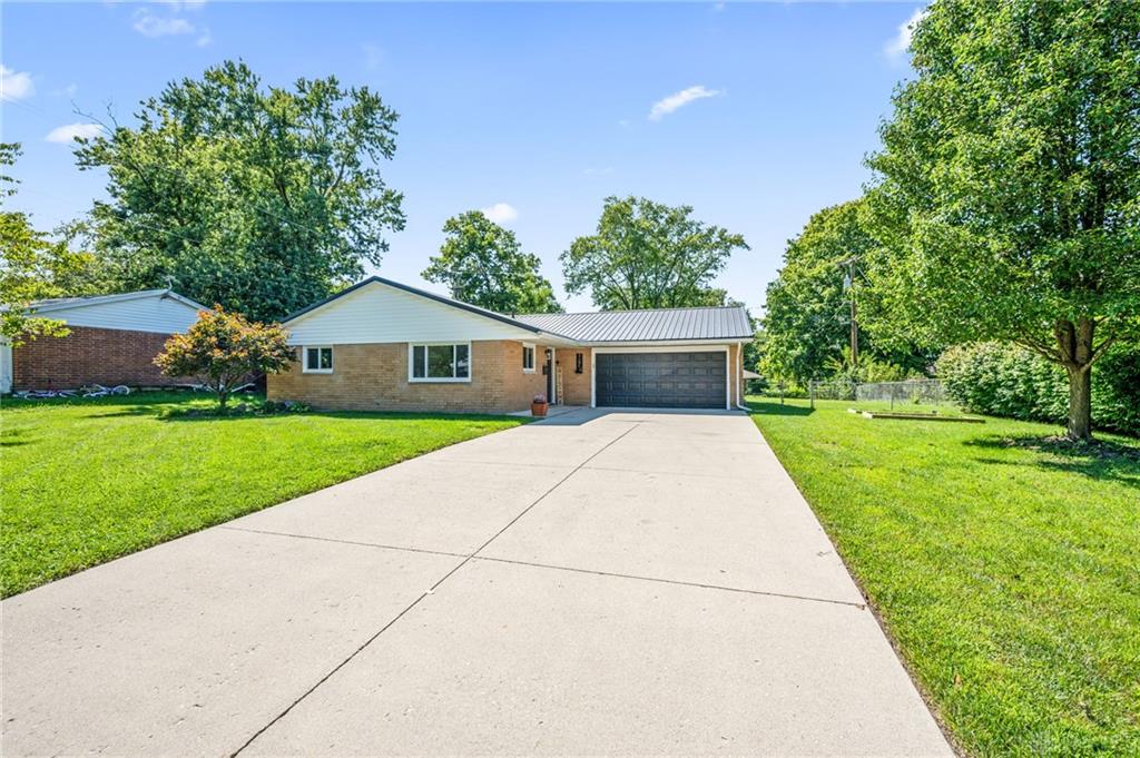 4095 Raymond Property Photo 4