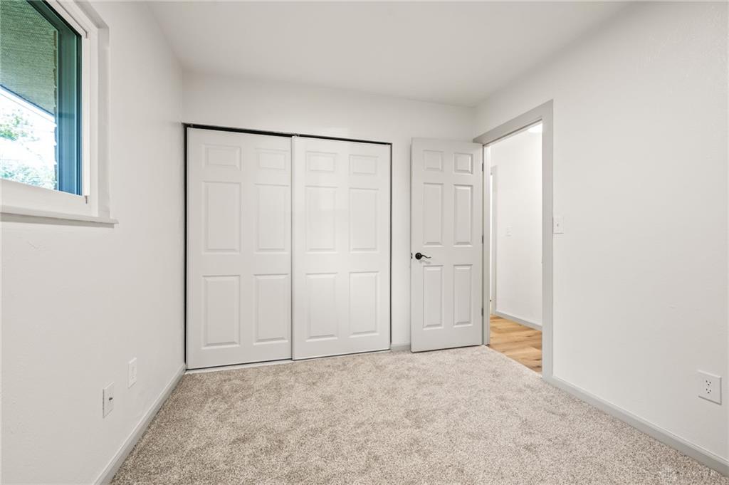 4095 Raymond Property Photo 24