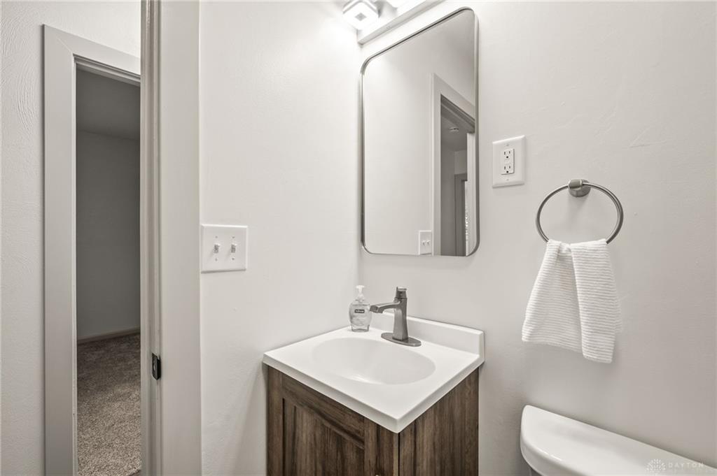4095 Raymond Property Photo 26