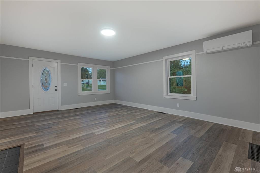 5767 Storms Creek Property Photo 5