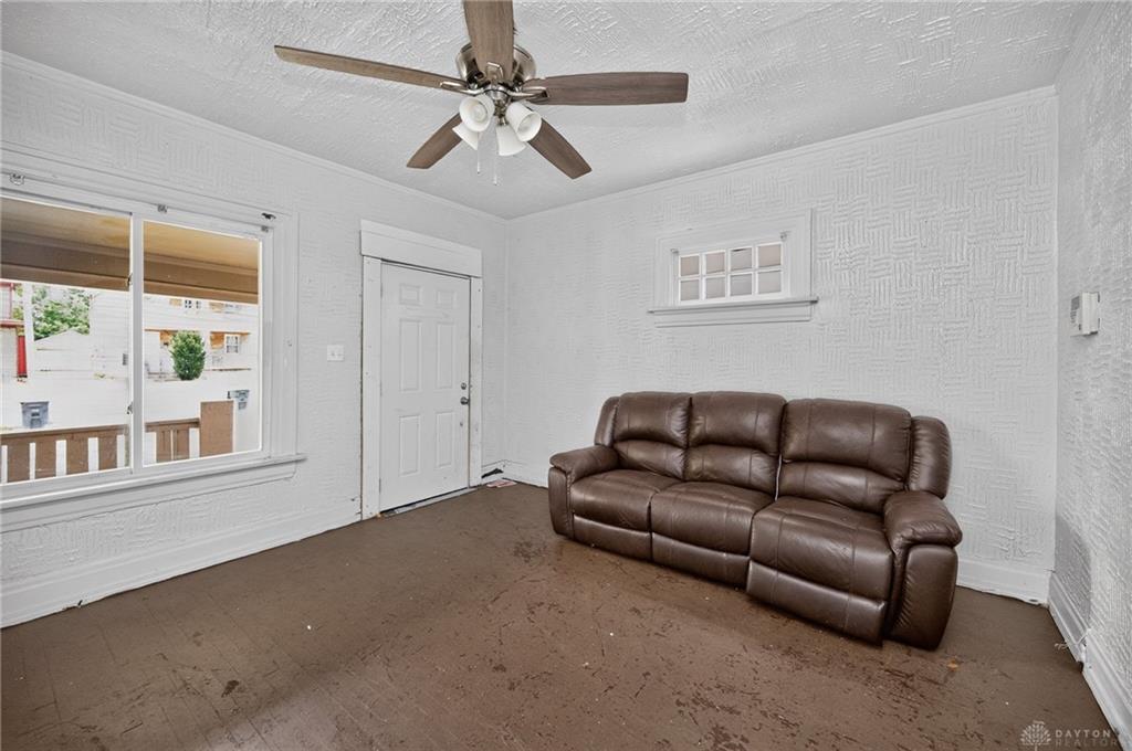 417 Delaware Property Photo 7