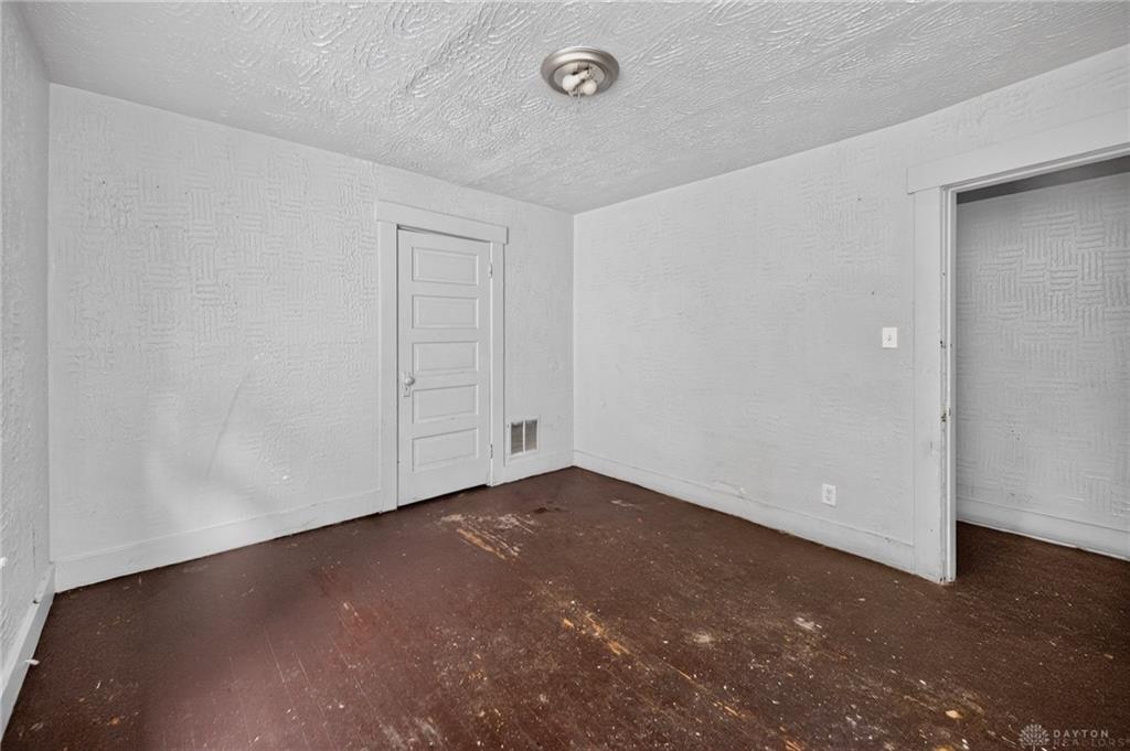 417 Delaware Property Photo 27