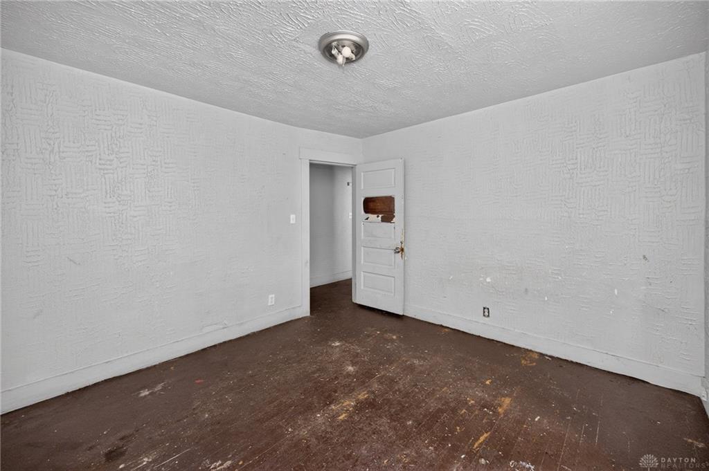 417 Delaware Property Photo 28
