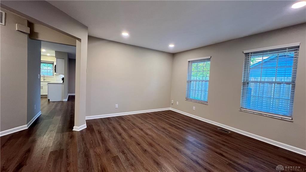 1008 Old Stone Property Photo 8