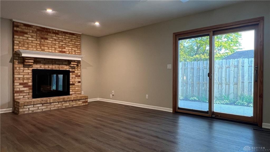 1008 Old Stone Property Photo 11