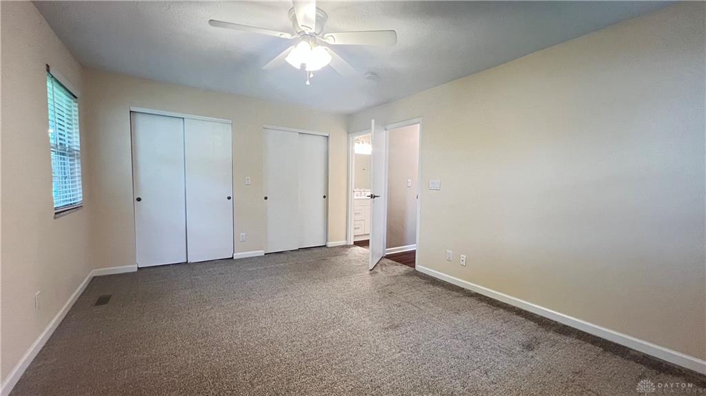 1008 Old Stone Property Photo 14