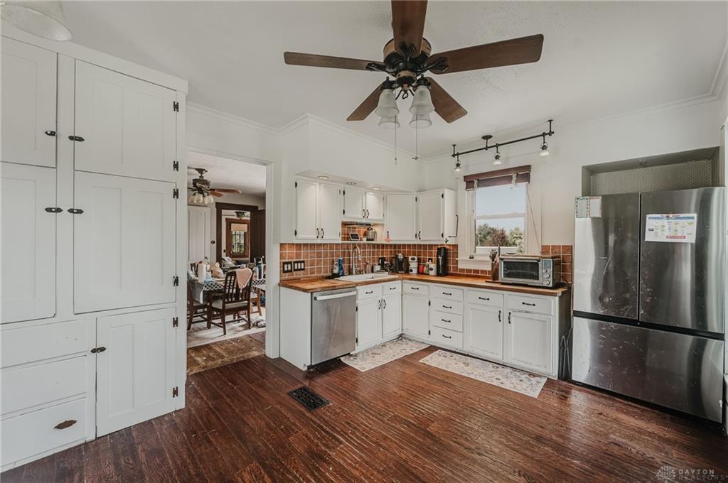 377 Bischoff Property Photo 19