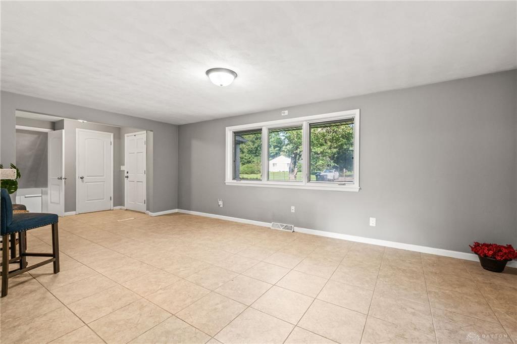 300 Heidi Property Photo 14