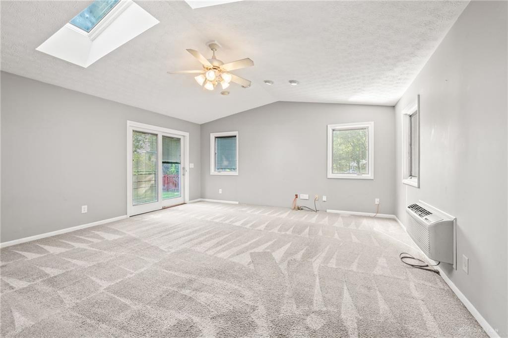 300 Heidi Property Photo 16