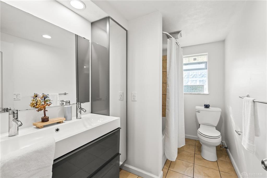 300 Heidi Property Photo 21