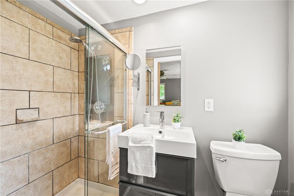 300 Heidi Property Photo 28