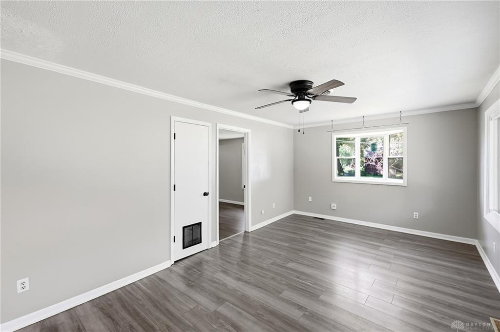 1265 Wallaby Property Photo 6