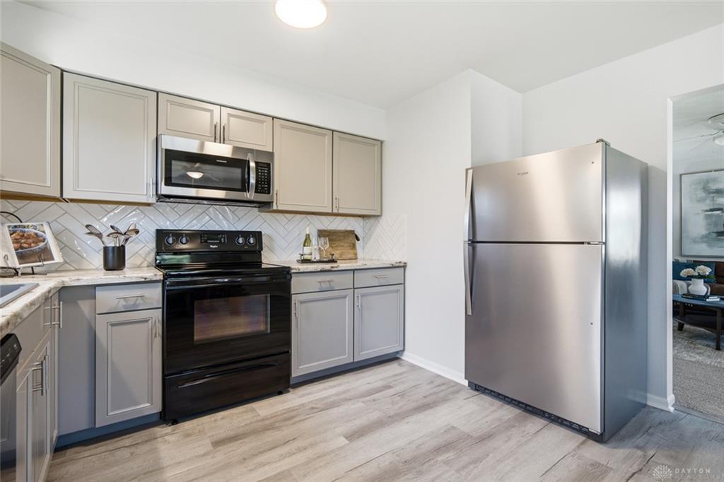 8543 Kingston Property Photo 6