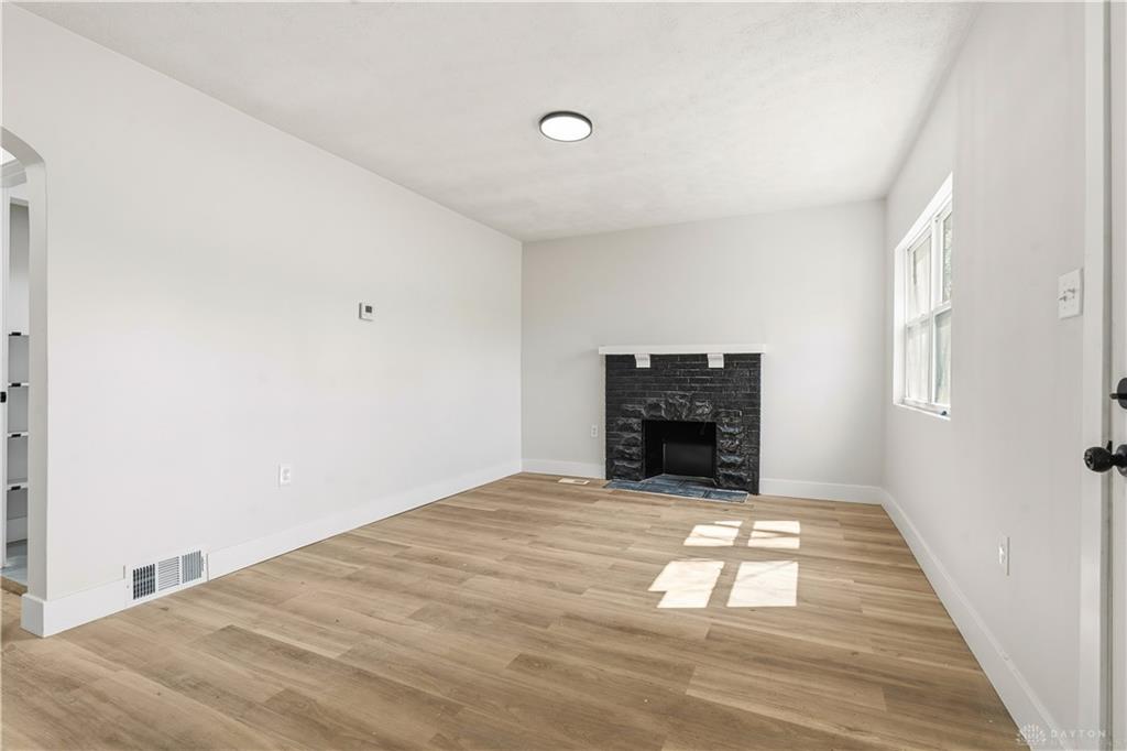 2725 Stonequarry Property Photo 4