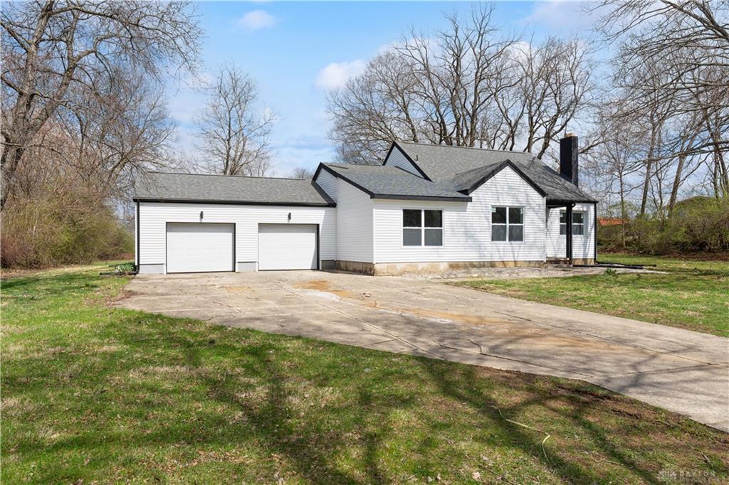 2725 Stonequarry Property Photo 26