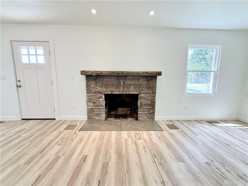 524 S Main Property Photo 6