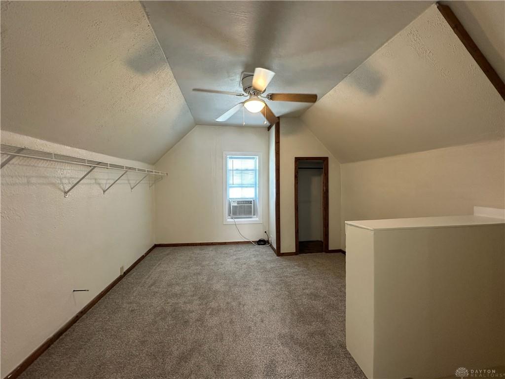 525 Sater Property Photo 11