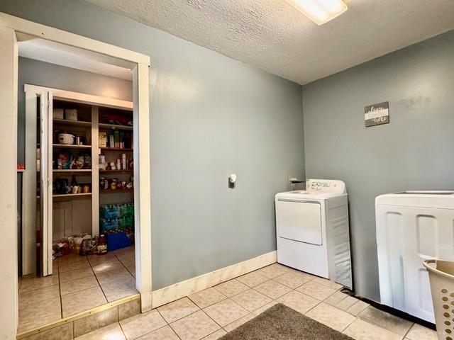 3335 E High Property Photo 35