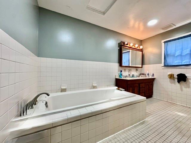 3335 E High Property Photo 50