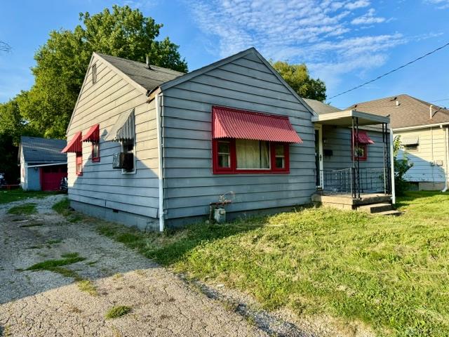 916 Young Property Photo 1