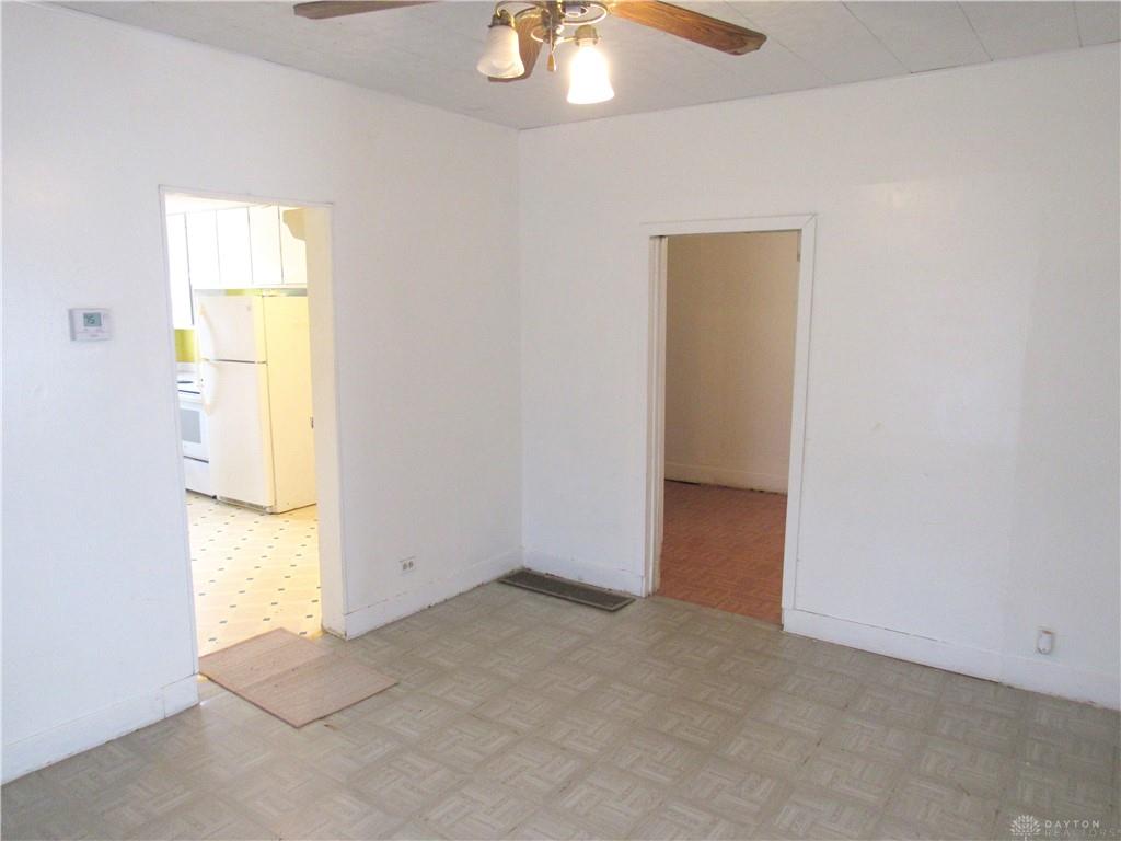 901 E Canal Property Photo 3