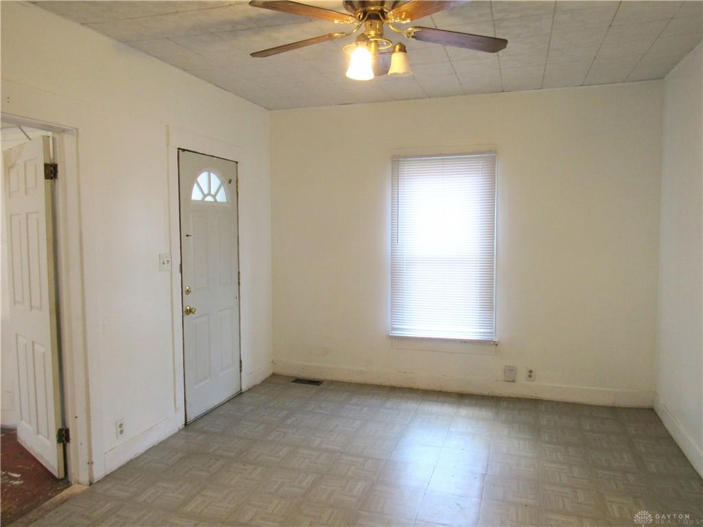 901 E Canal Property Photo 4