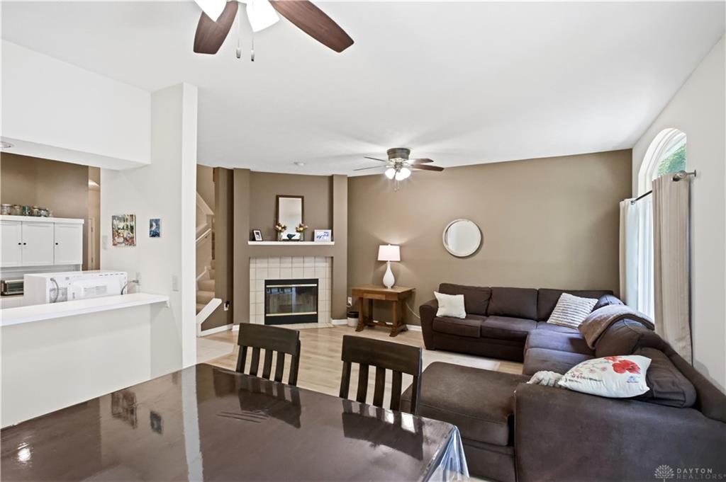 1157 Timbertrail Property Photo 4