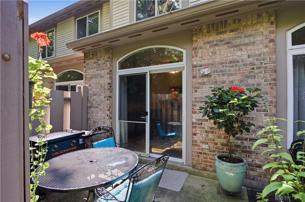 1157 Timbertrail Property Photo 5