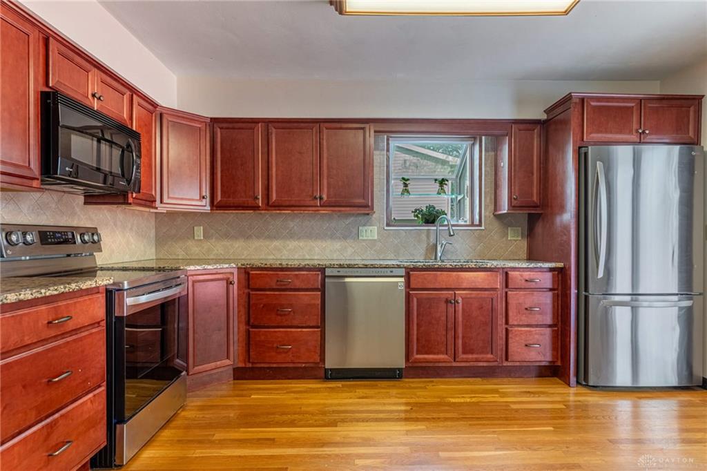 226 Bernard Property Photo 14