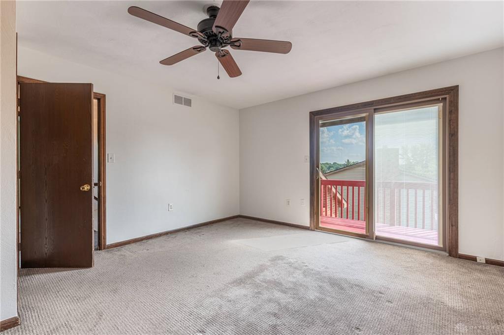 226 Bernard Property Photo 23