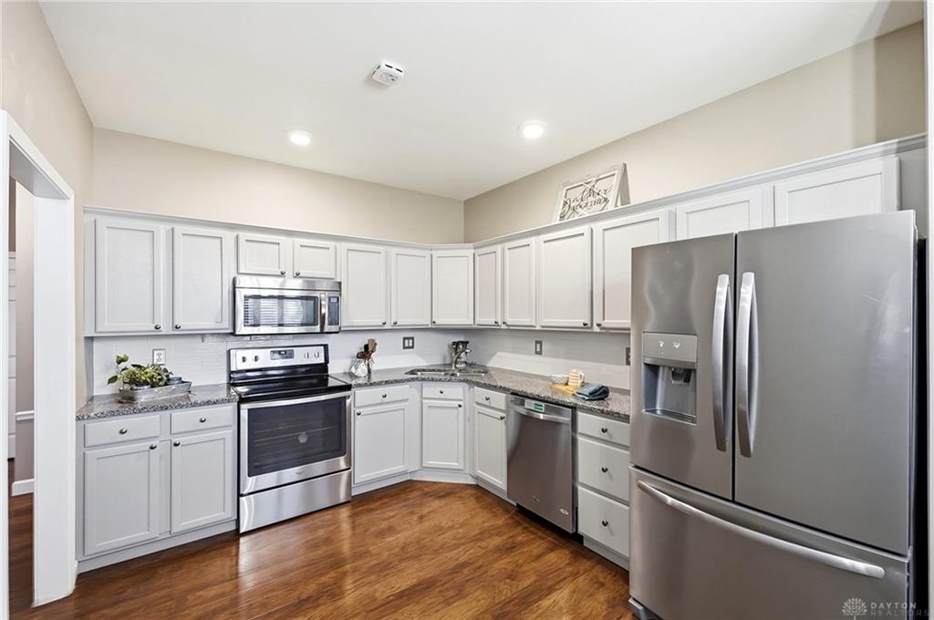 3031 Willowbrook Property Photo 5