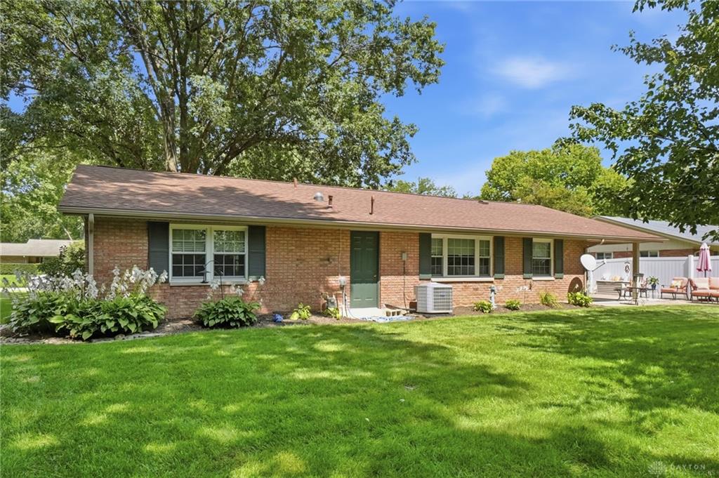 271 Edgebrook Property Photo 46