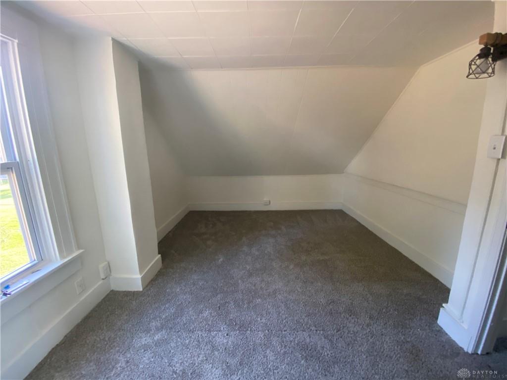 1033 W North Property Photo 14