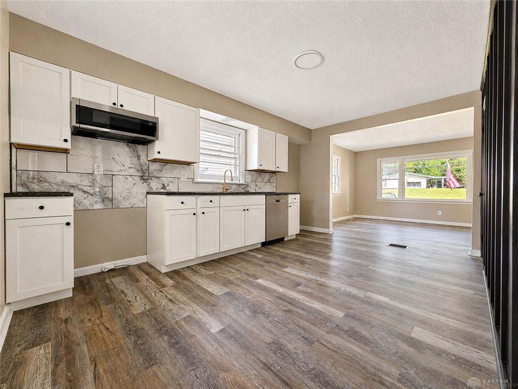 1309 Kenwood Property Photo 3