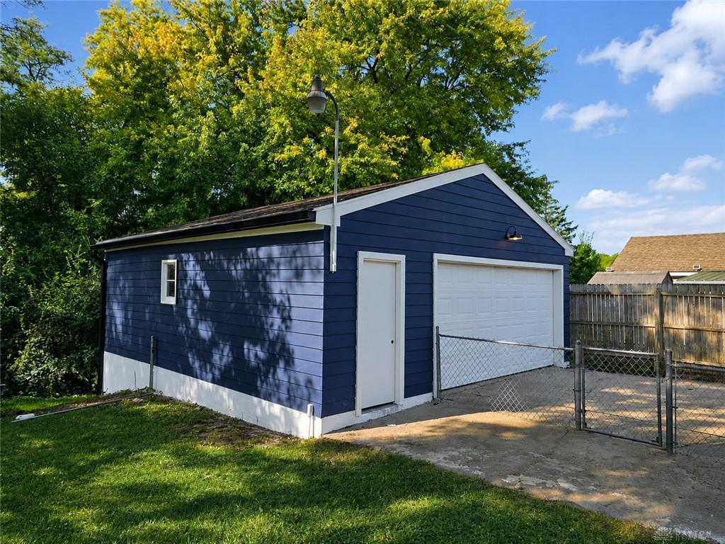 1309 Kenwood Property Photo 17