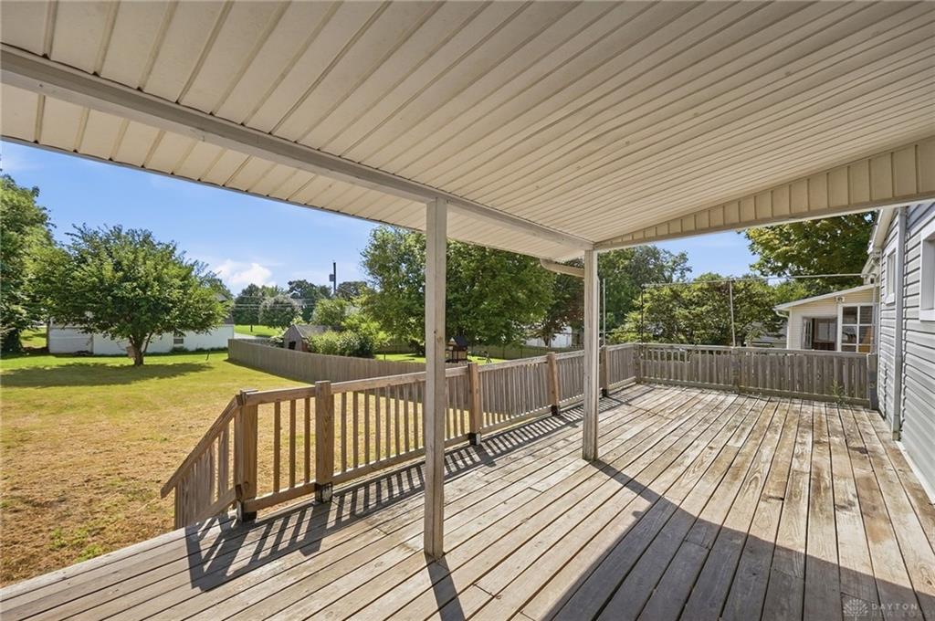 261 E Main Property Photo 26