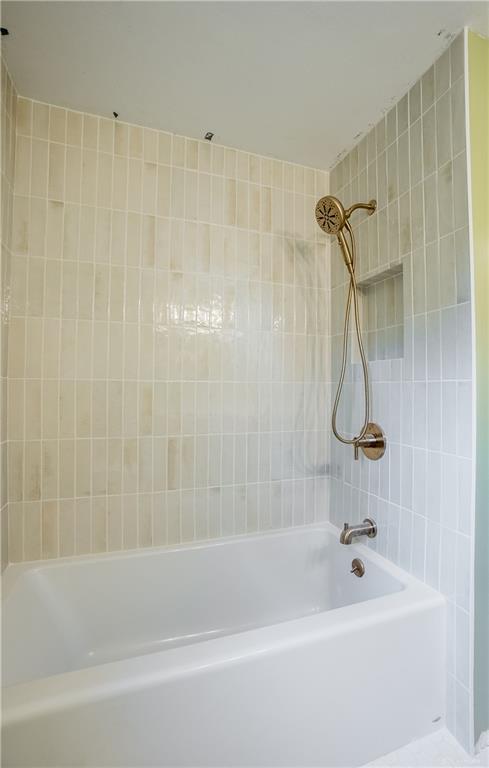 2728 Whittier Property Photo 12
