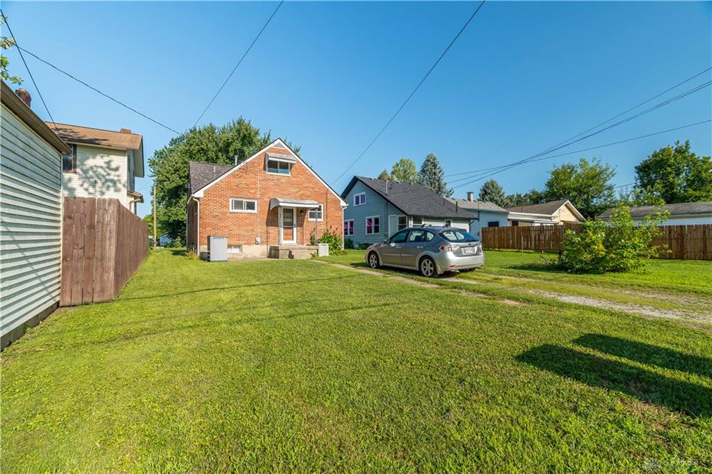2728 Whittier Property Photo 28