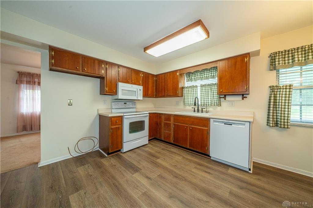 4012 Quail Bush Property Photo 6