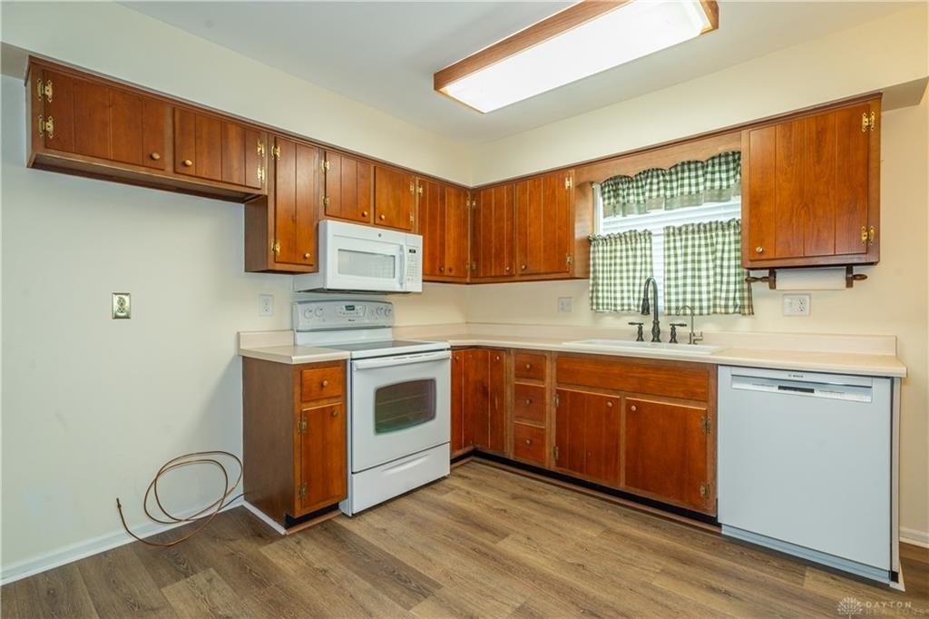 4012 Quail Bush Property Photo 7