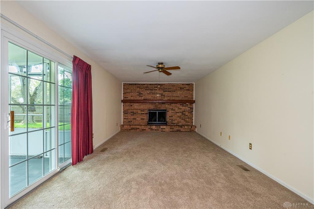 4012 Quail Bush Property Photo 8