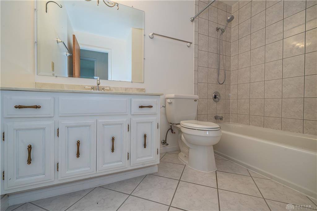 4012 Quail Bush Property Photo 29