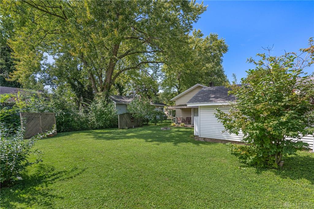 2820 Lansing Property Photo 24